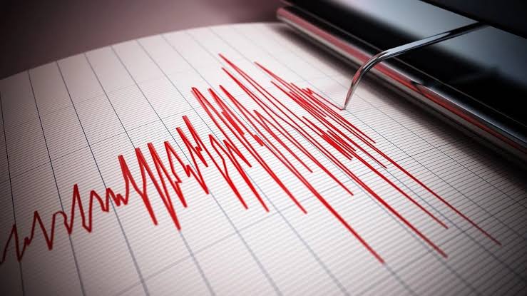 ABD'de 7 büyüklüğünde deprem, tsunami uyarısı yapıldı 1 images