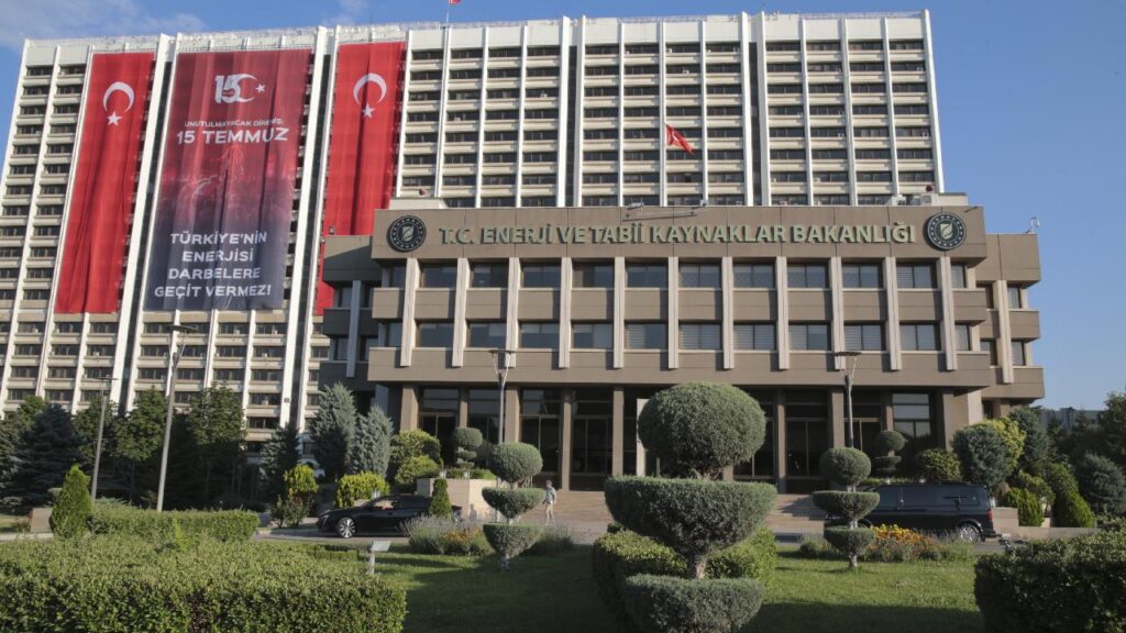 Maden Tetkik ve Arama Genel Müdürlüğü, 4 Müfettiş Yardımcısı alacak 1 895656