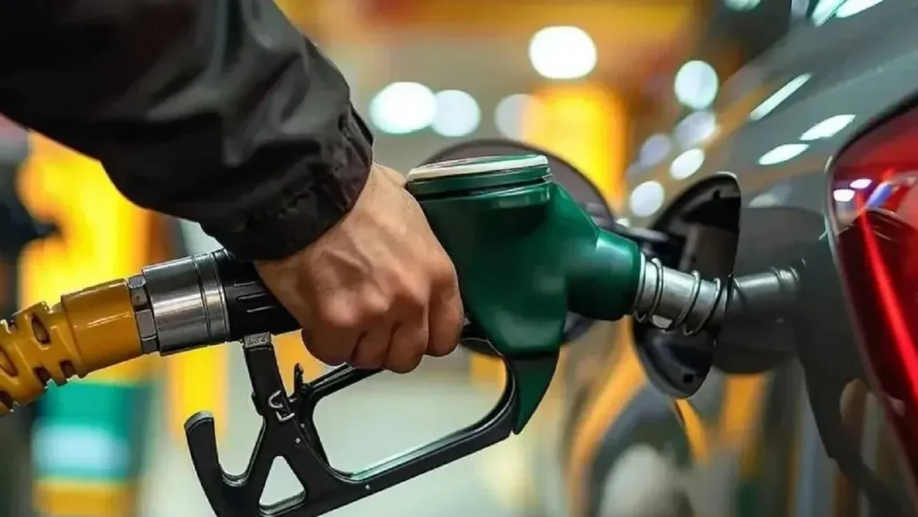 Motorine bu gece zam geliyor: Litre fiyatı 1,70 TL artacak 1 946456