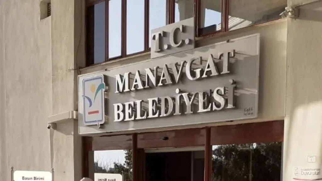 Manavgat Belediyesi soruşturmasında 7 kişi tutuklandı 1 Manavgat Belediyesi soruşturmasında 7 kişi tutuklandı