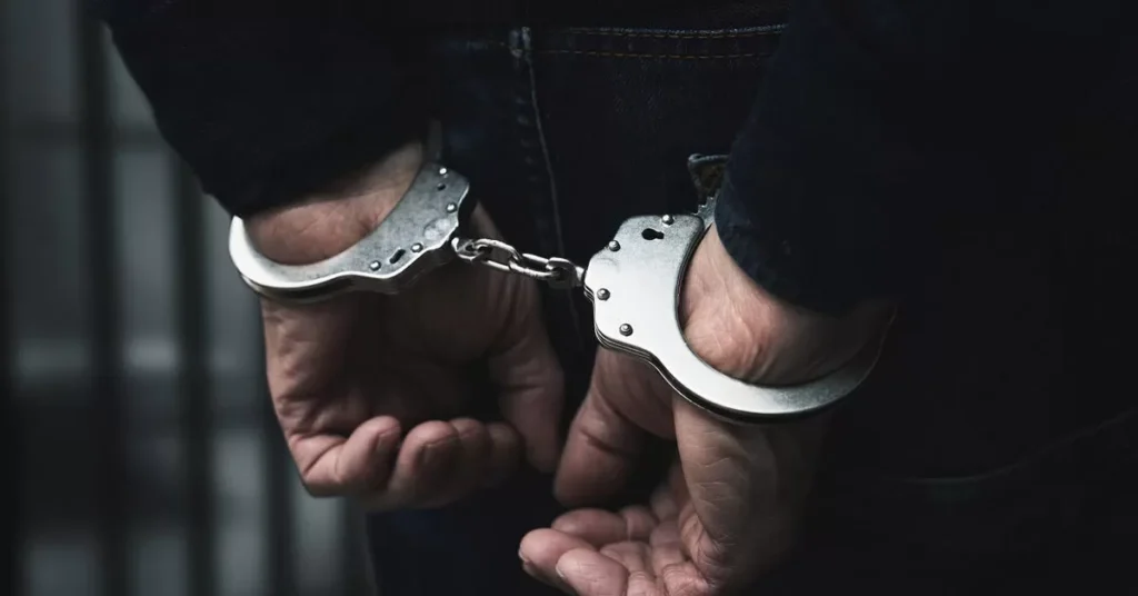 Saraçhane protestosu: 13 Kişi Tutuklandı 1 Saraçhane protestosu 13 Kişi Tutuklandı